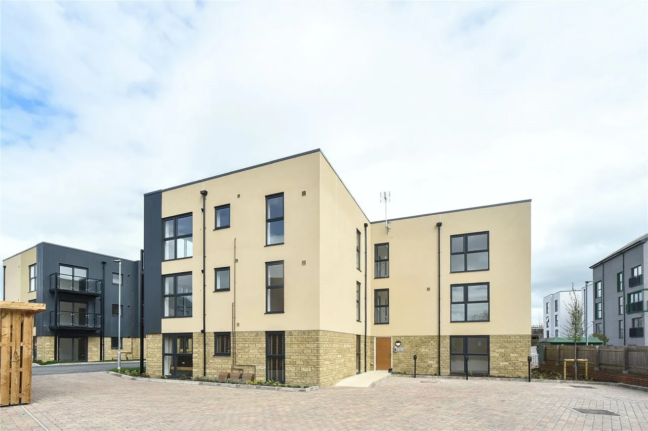 Foundry Lane, Chippenham, Wiltshire, SN15, photo 2