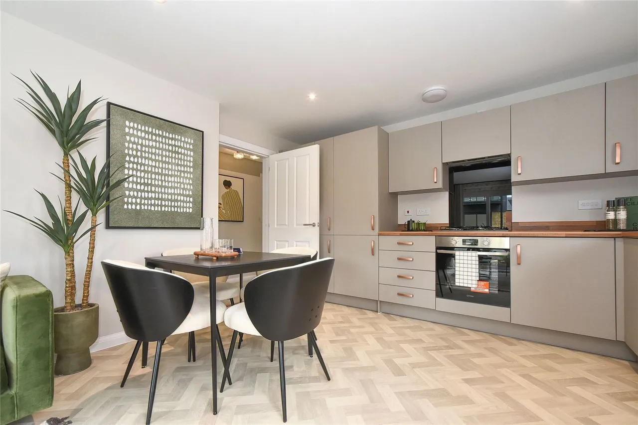 Foundry Lane, Chippenham, Wiltshire, SN15, photo 9