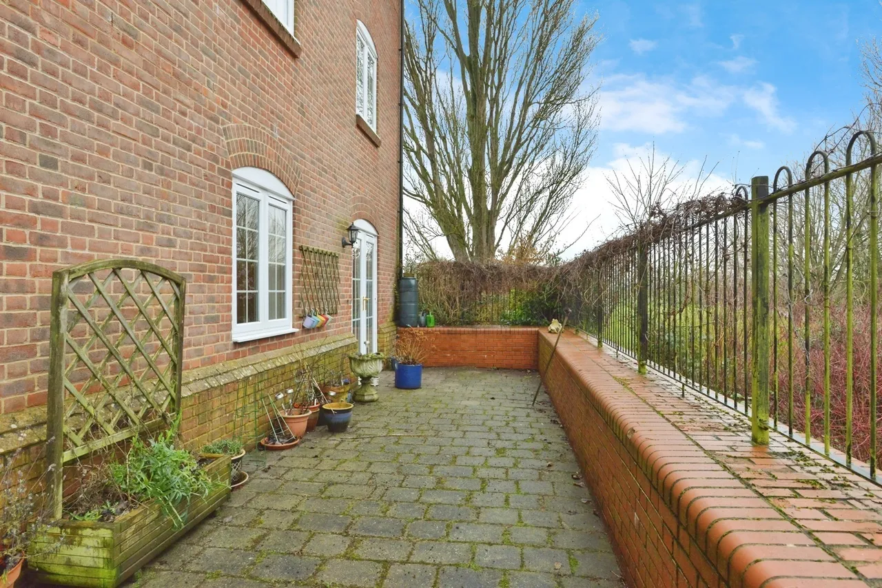 Willow Lane, Stony Stratford, MK11, photo 14