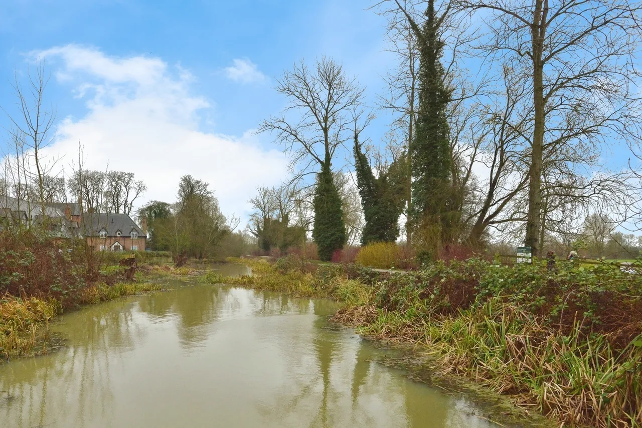 Willow Lane, Stony Stratford, MK11, photo 16