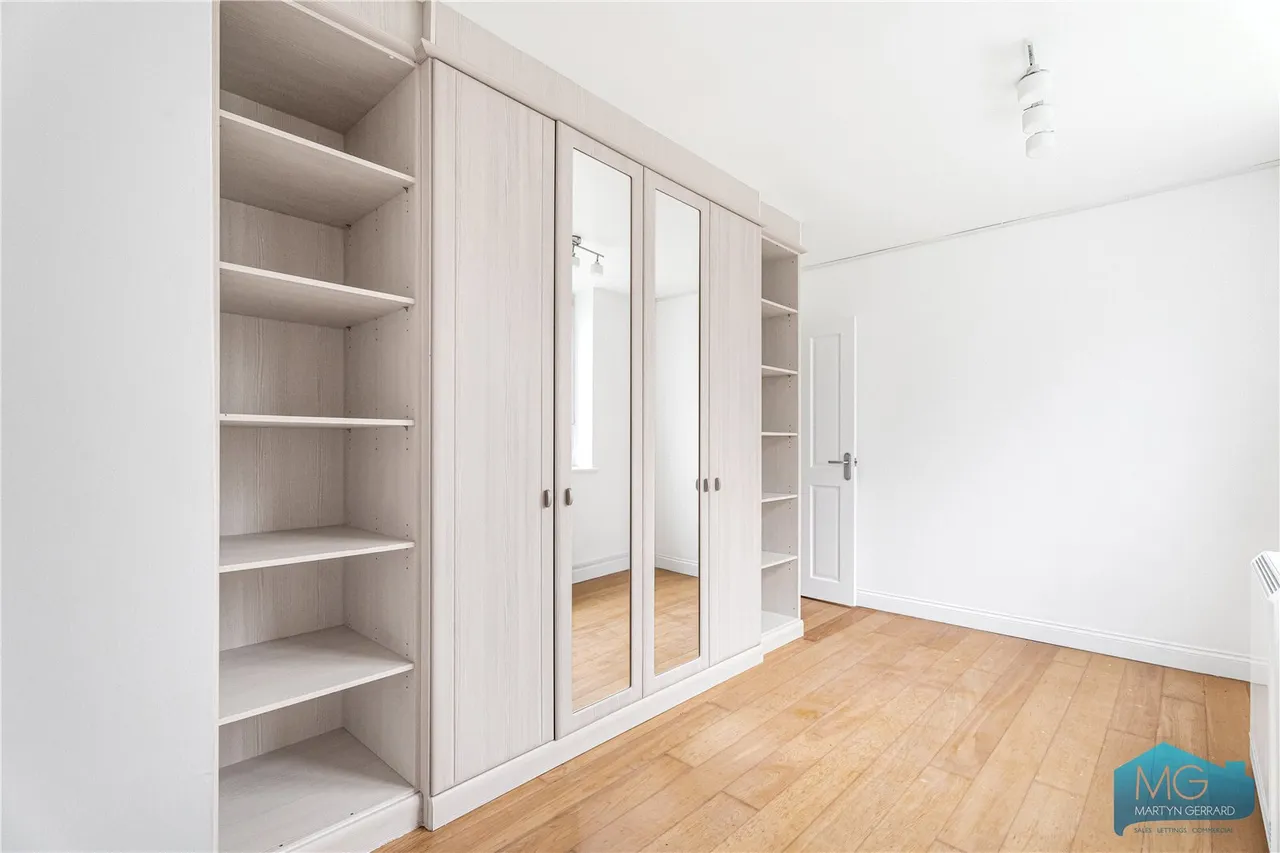 Noblefield Heights, East Finchley, N2, photo 9