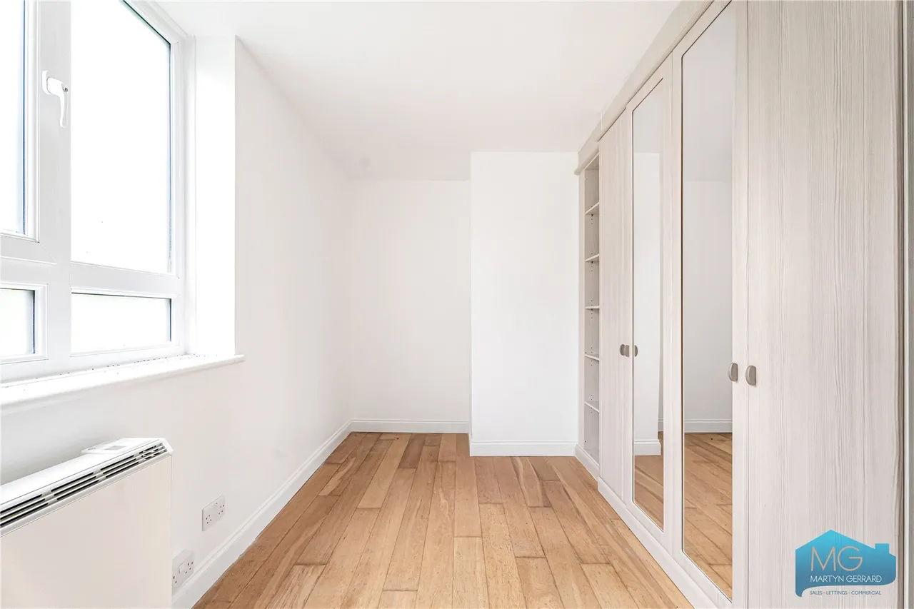 Noblefield Heights, East Finchley, N2, photo 8