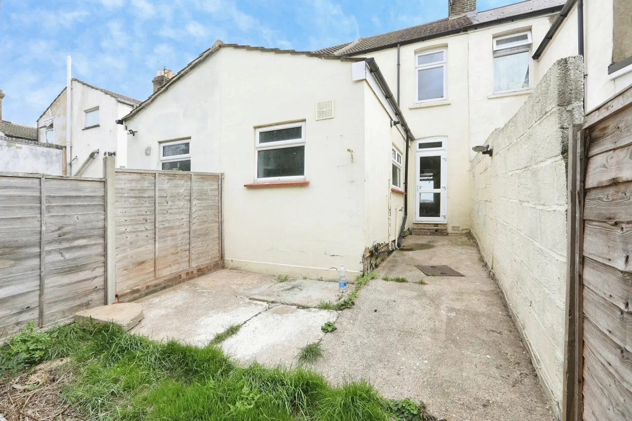 East Street, Gillingham, ME7, photo 11
