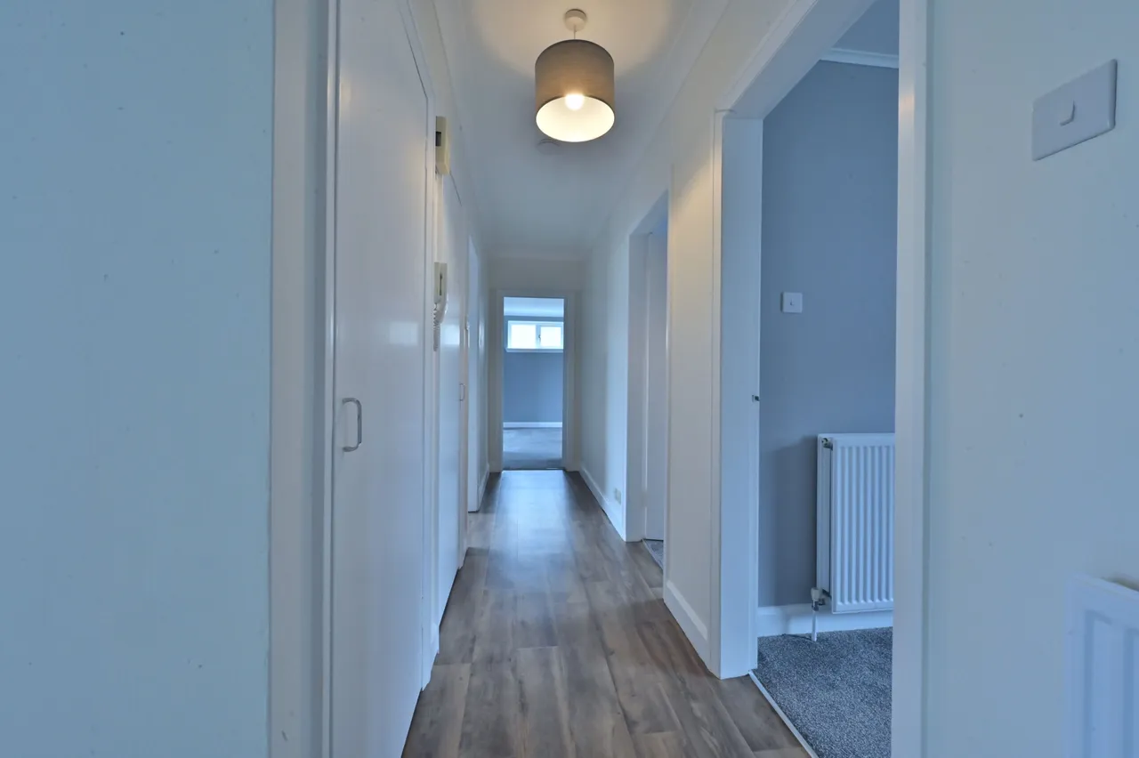 Mackenzie Drive, Kilbarchan, photo 12