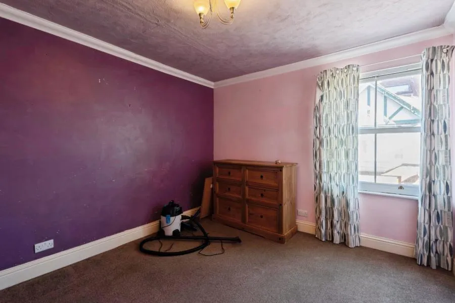 The Broadway, Totland Bay, PO39, photo 12