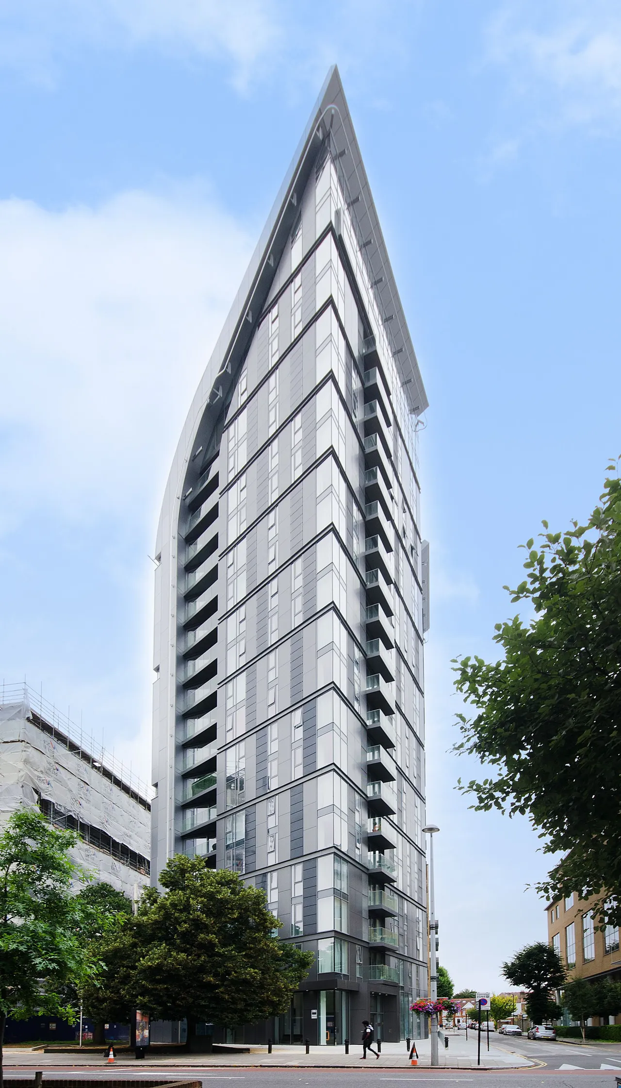 74 Arc Tower, 32 Uxbridge Road, London, photo 4