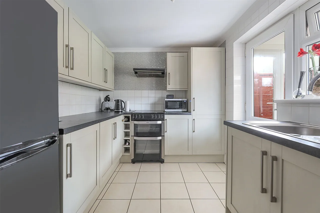 Wolfs Wood, Hurst Green, RH8, photo 4