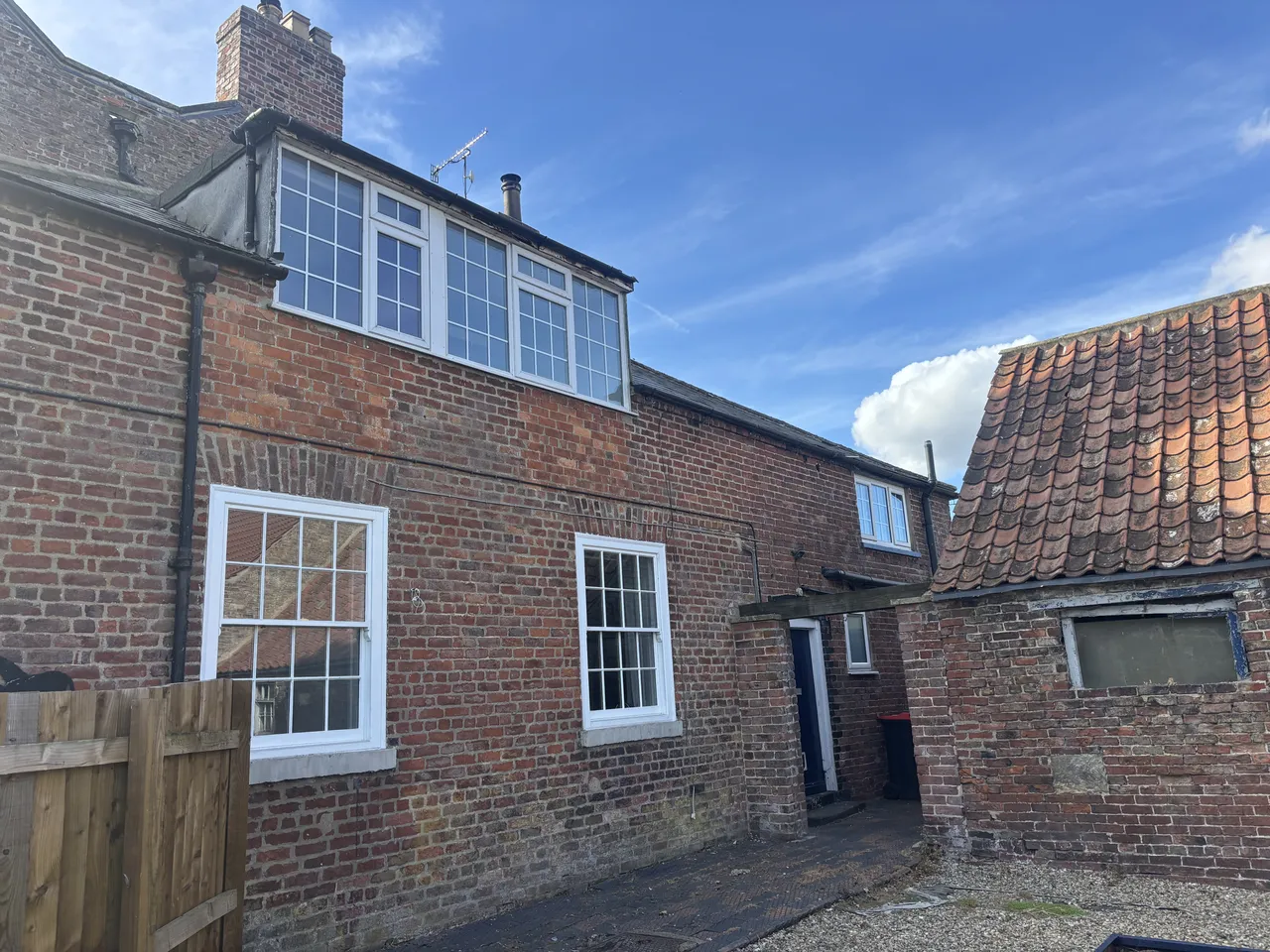 3 bed house to rent, Thirkleby Manor Cottage, YO17