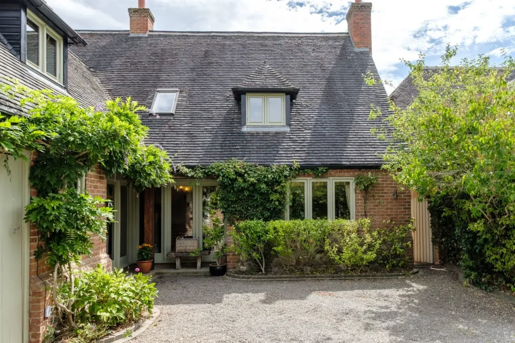 Maple House, The Rigsty, LE12, photo 2