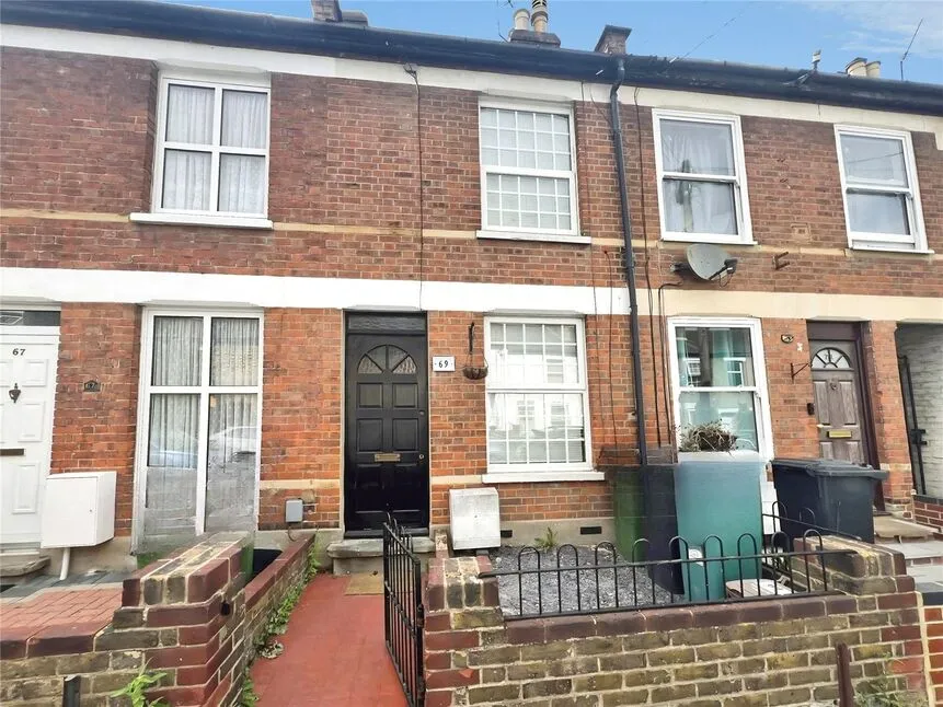 2 bed house for sale — Estcourt Road, Watford, Hertfordshire, WD17