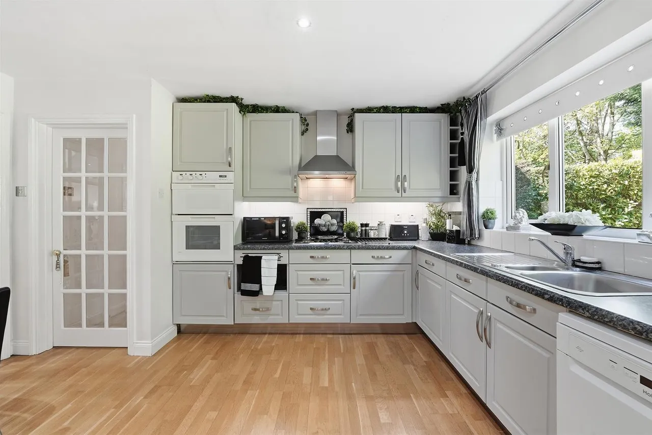 Carnoustie Drive, Tytherington, photo 10