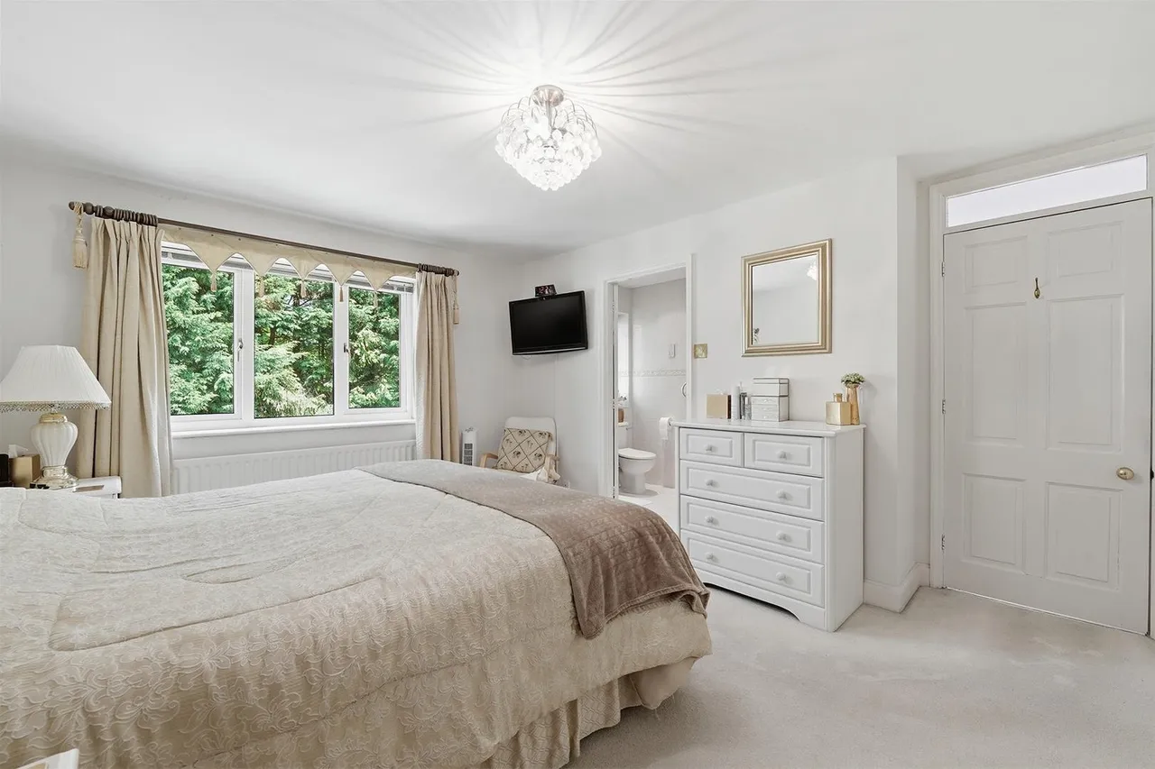 Carnoustie Drive, Tytherington, photo 12