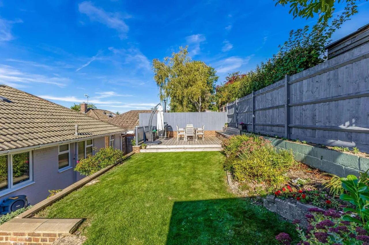 Roberts Close, Kings Worthy, SO23, photo 3