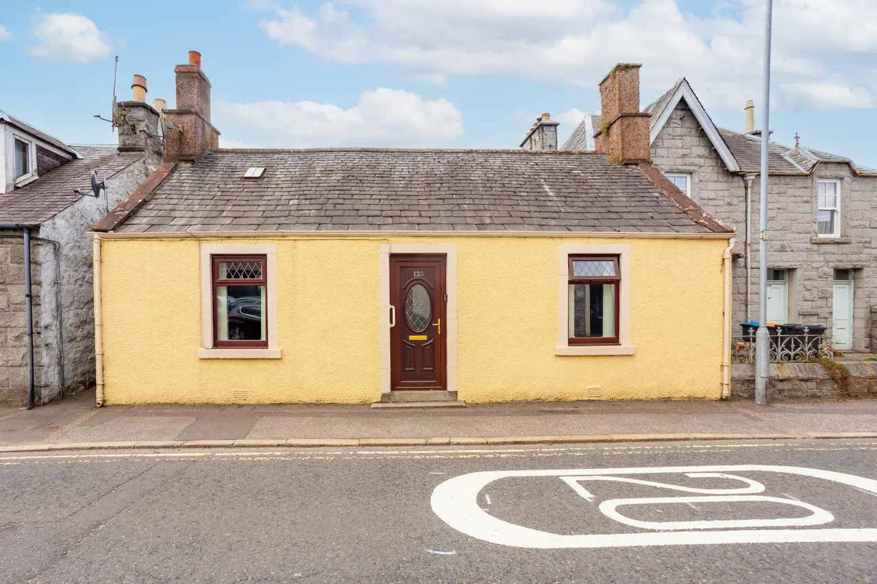3 bed house for sale, High Street, Dalbeattie, DG5