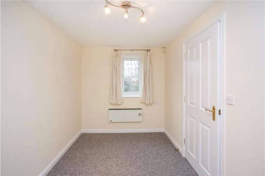 Chadwick Way, Hamble, SO31, photo 9