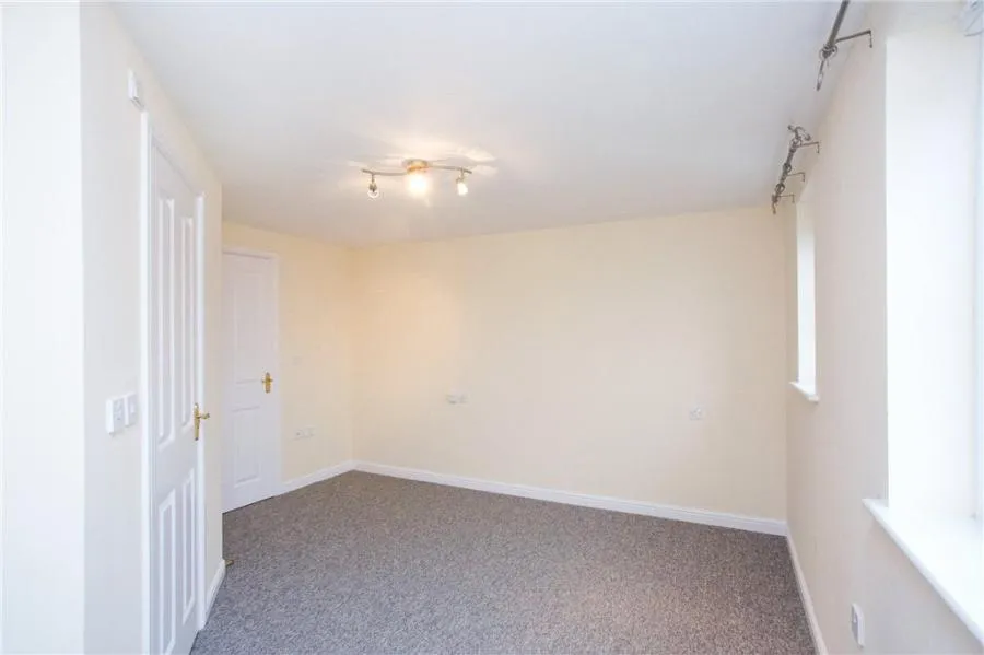 Chadwick Way, Hamble, SO31, photo 5
