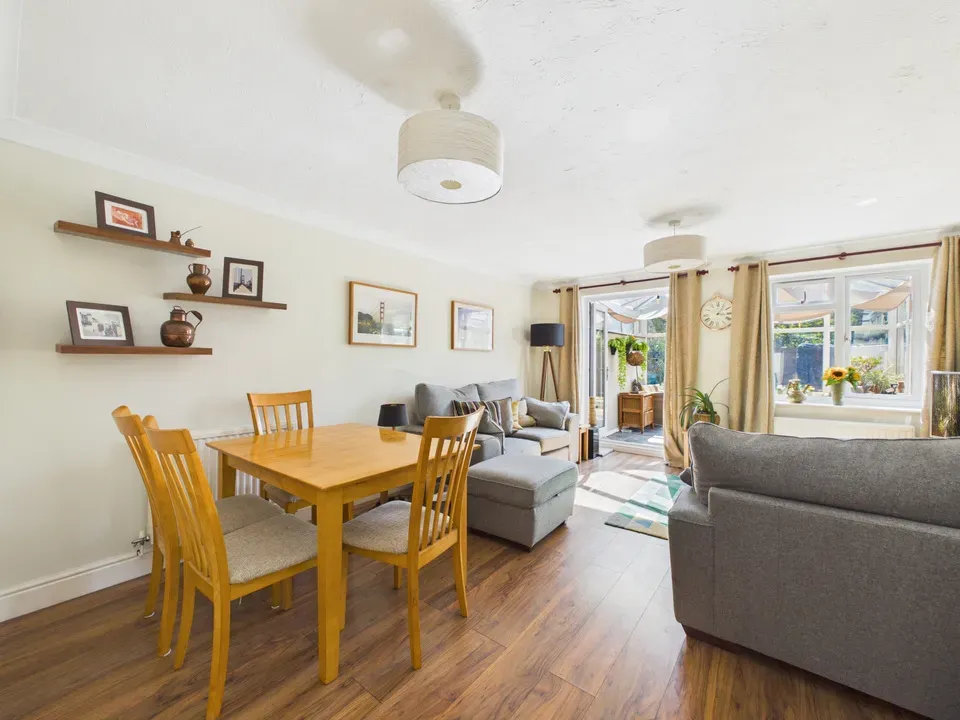 Oak Tree Way, Horsham, photo 2