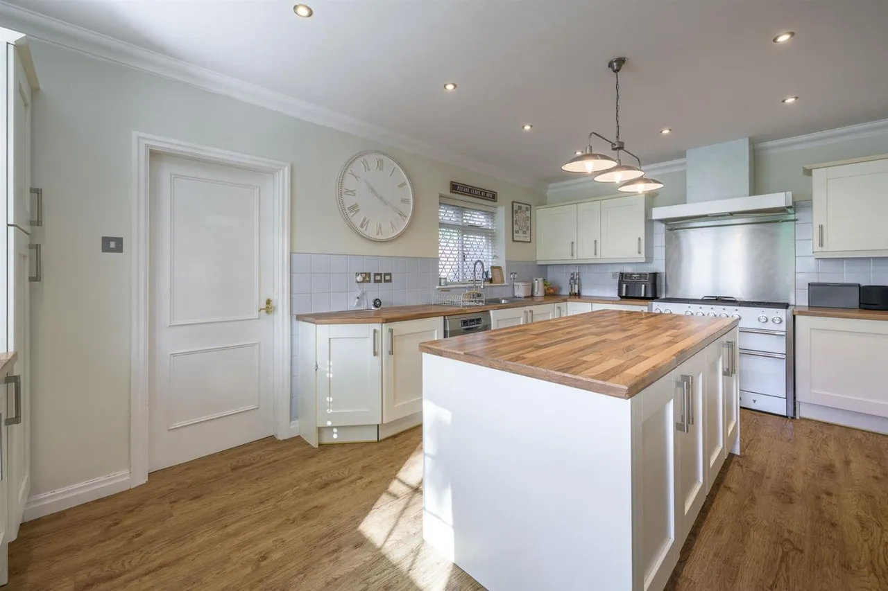 Hyperion Road, Stourton, DY7, photo 24