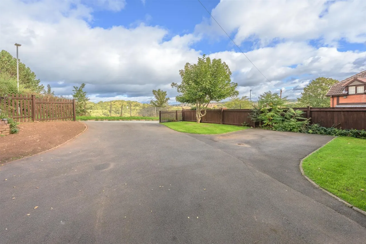Hyperion Road, Stourton, DY7, photo 46
