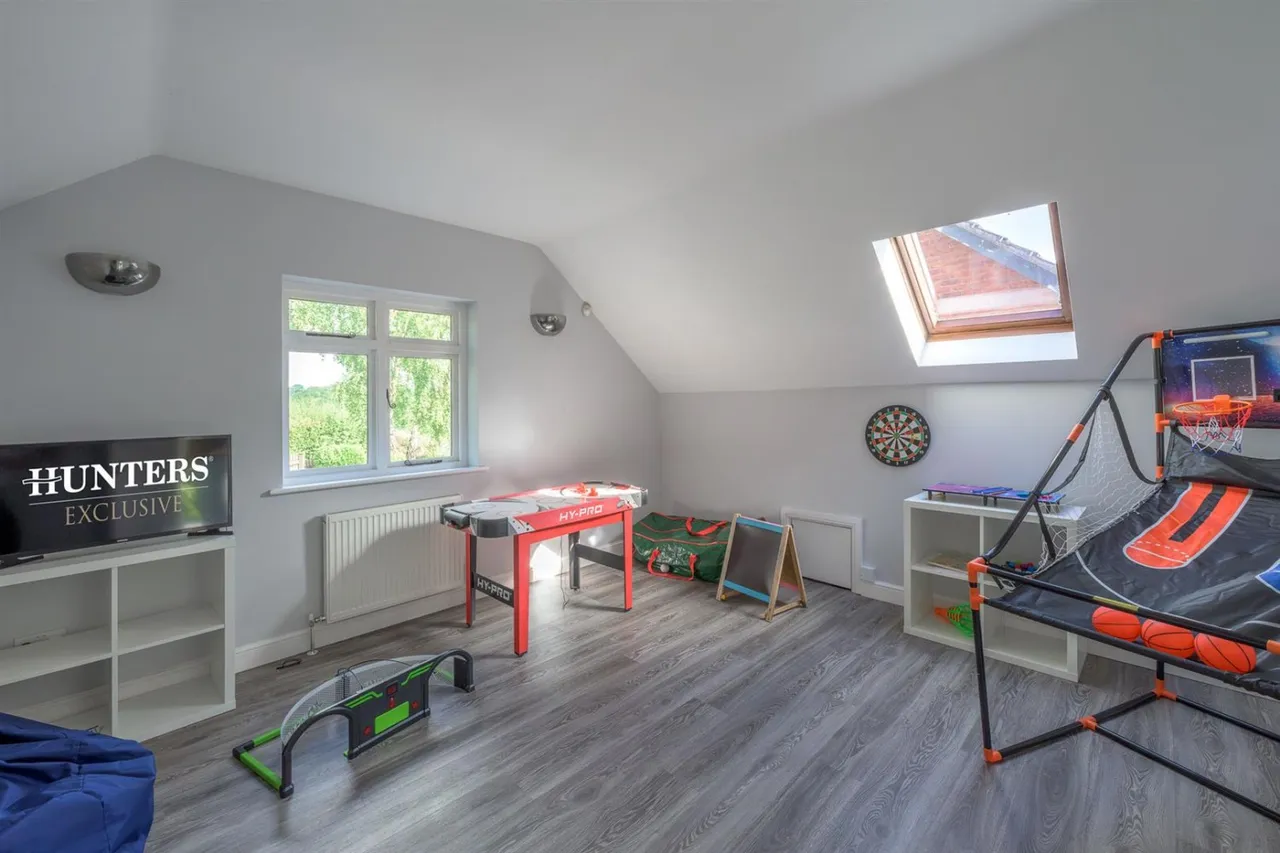 Hyperion Road, Stourton, DY7, photo 11
