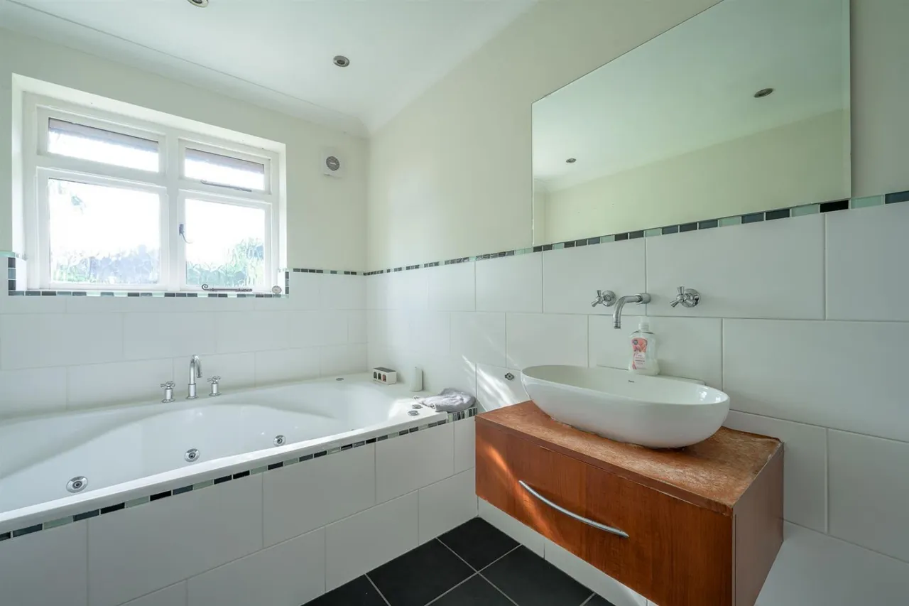 Hyperion Road, Stourton, DY7, photo 39