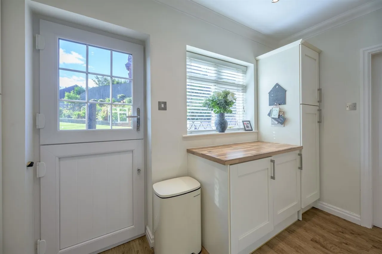 Hyperion Road, Stourton, DY7, photo 25