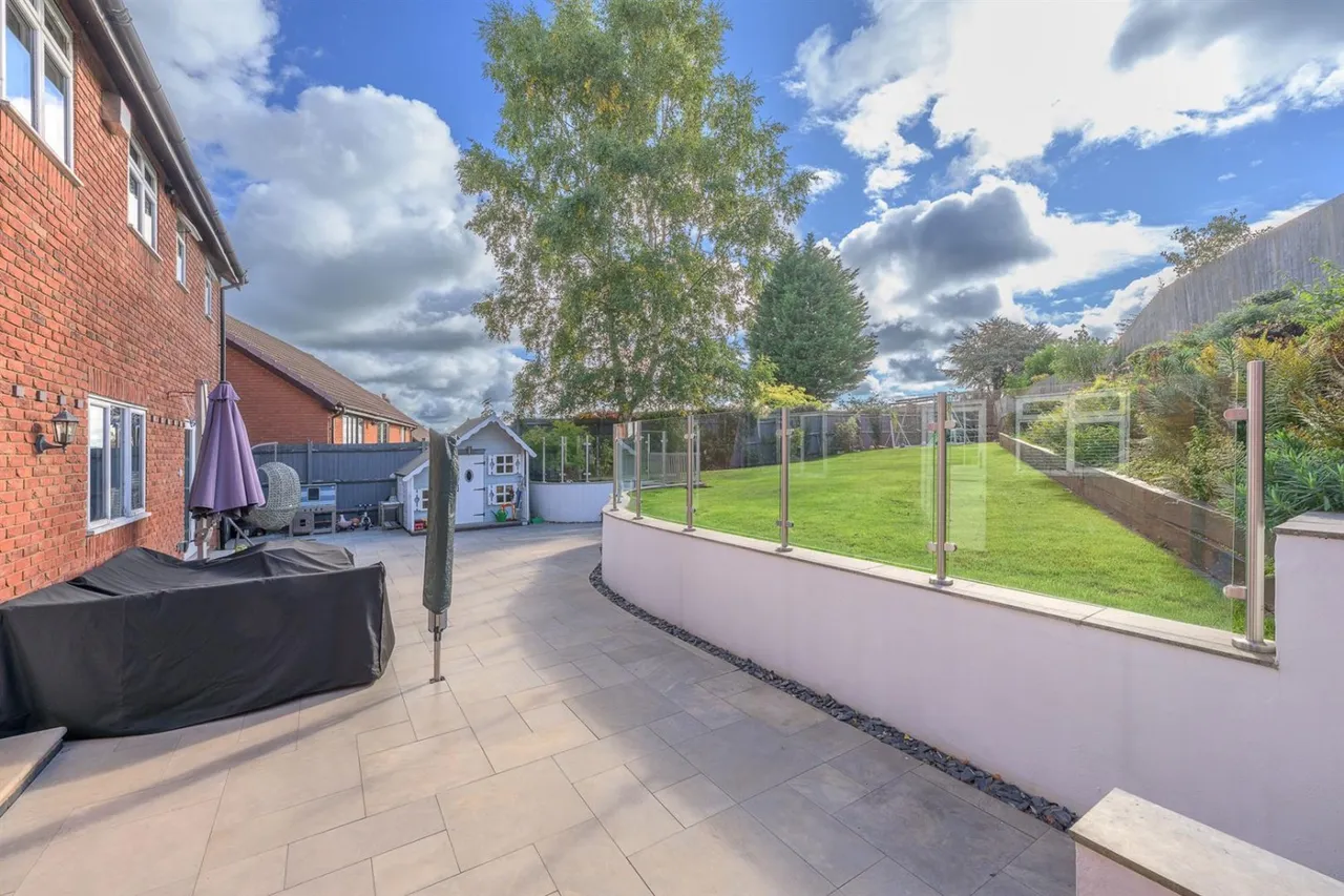 Hyperion Road, Stourton, DY7, photo 13