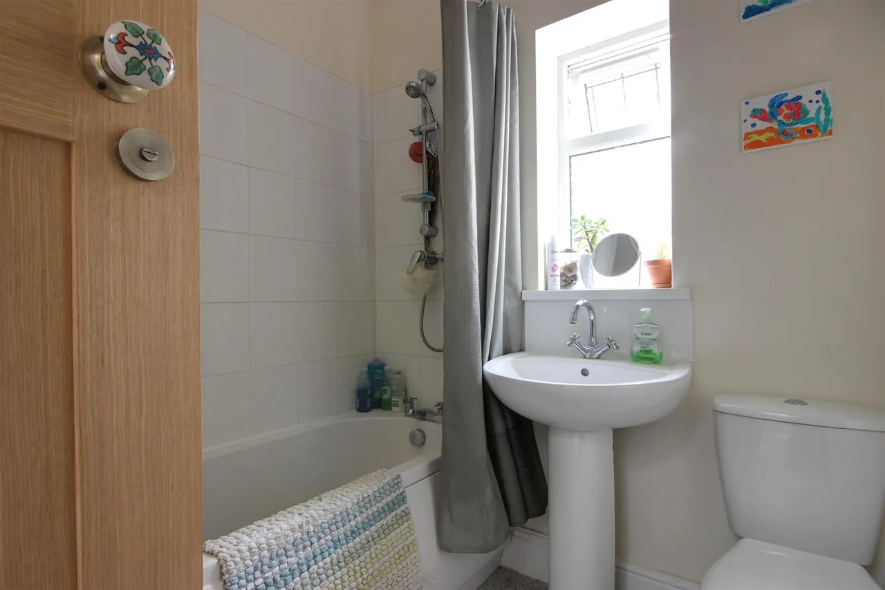 Desmond Avenue, Hull, photo 10