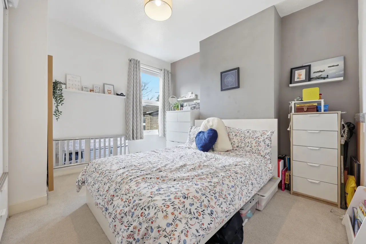 Newport Road, Leyton, E10, photo 12