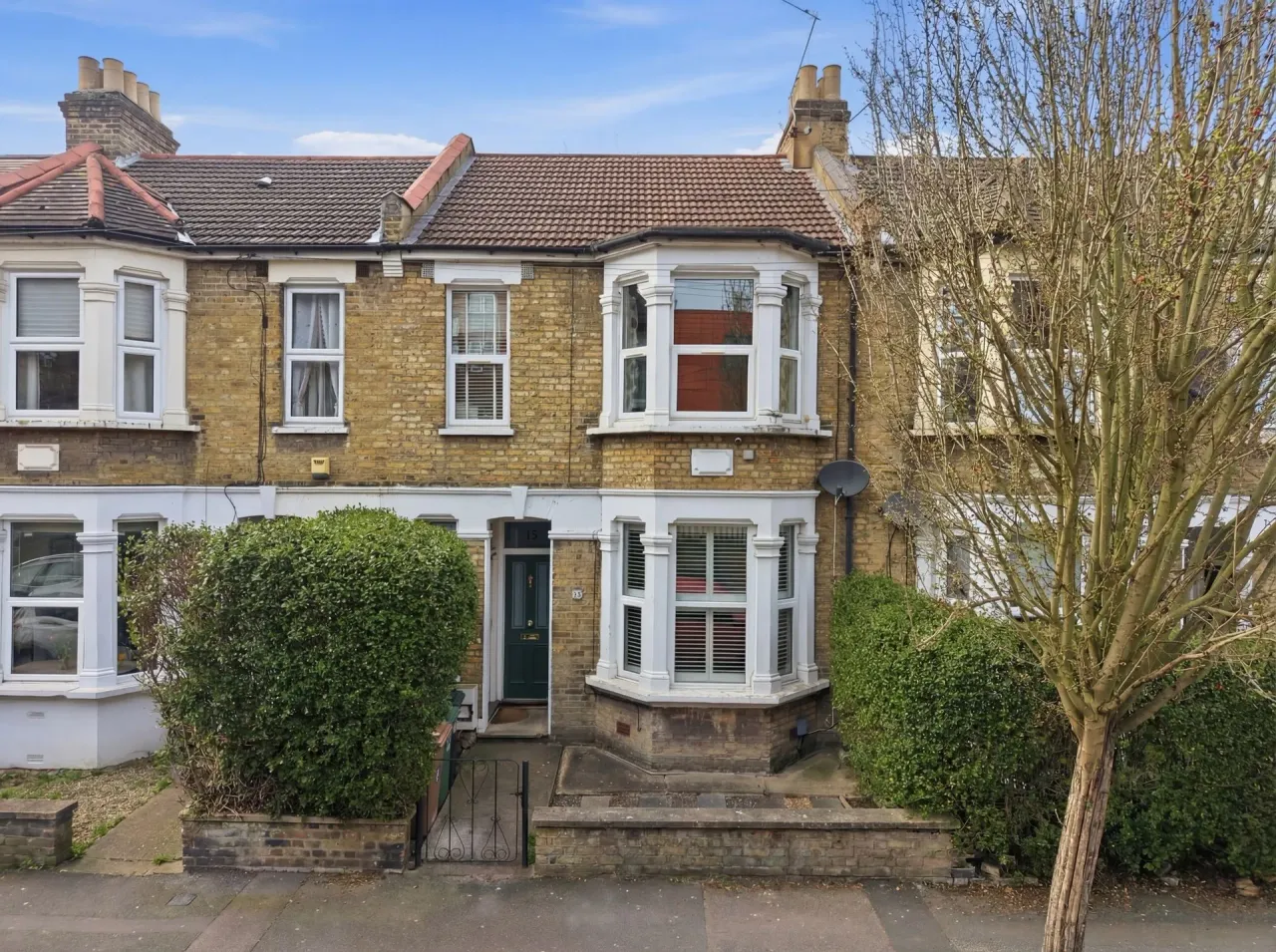 2 bed flat for sale — Newport Road, Leyton, E10