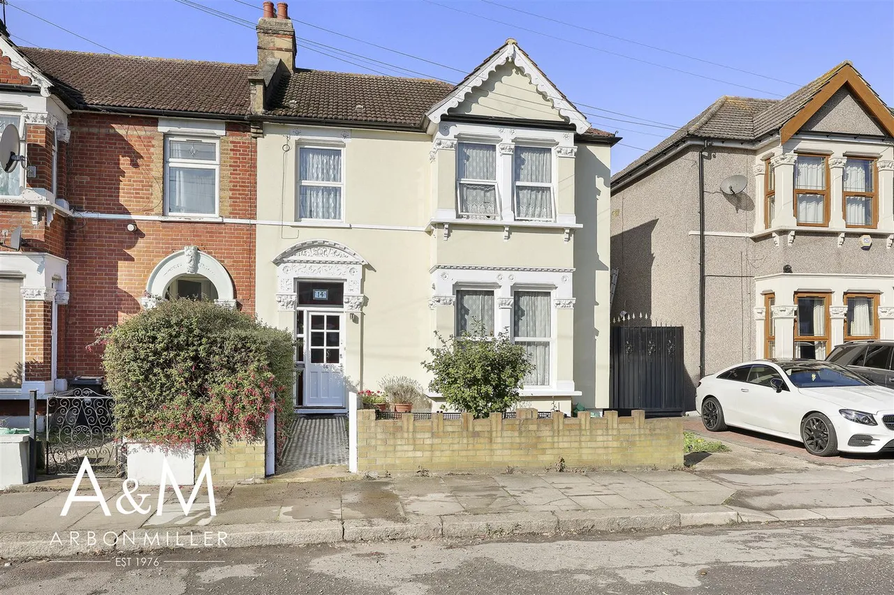 Airthrie Road, Goodmayes, Essex, Ilford, IG39QU, photo 25