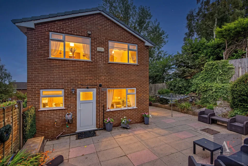 Crowshaw Drive Healey, Rochdale OL12 0SR, photo 22
