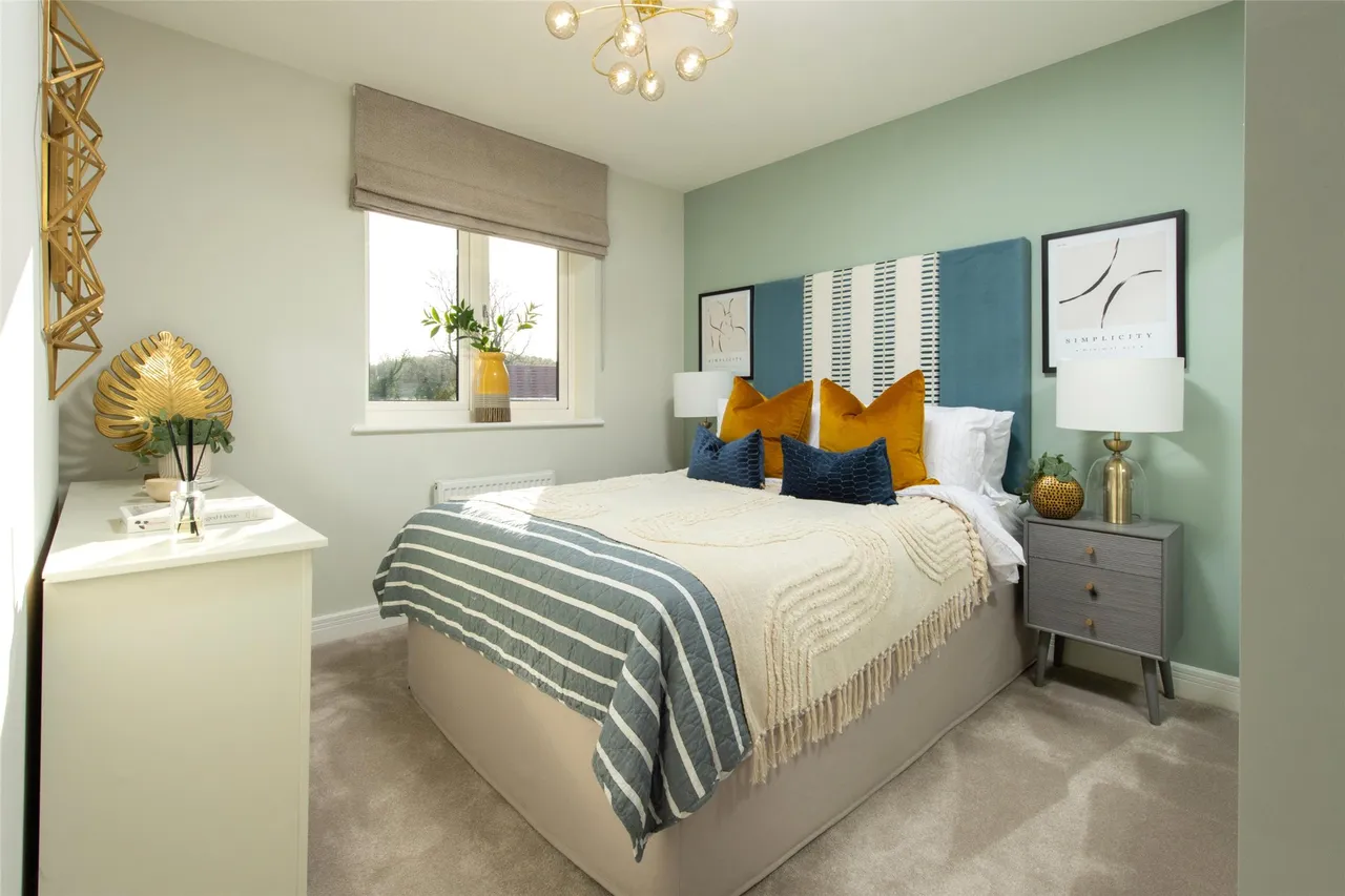 Moreton Road, MK18, photo 10