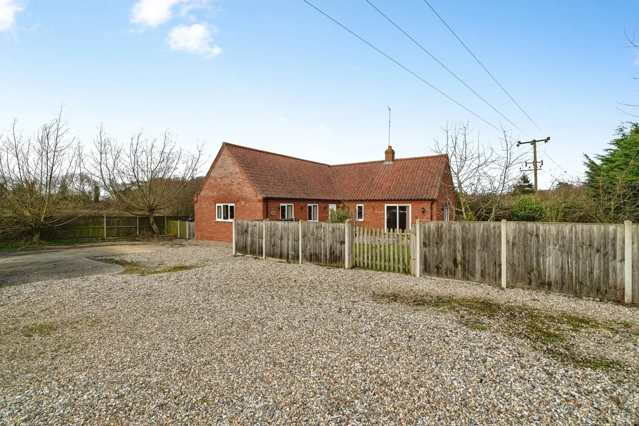Old Turnpike Road, Roughton, Norwich, Norfolk, NR11, photo 17