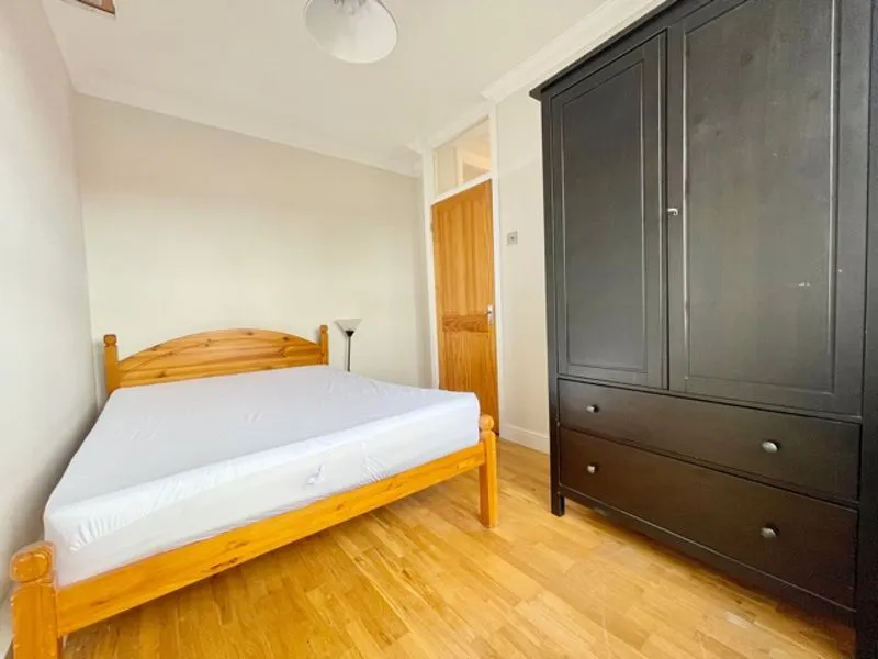 Renforth Street, London SE16 7JN, photo 9