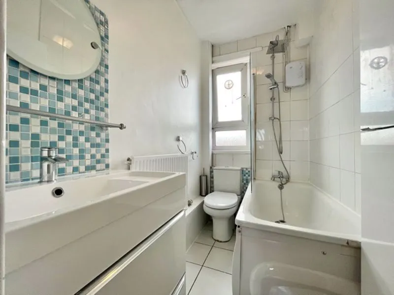 Renforth Street, London SE16 7JN, photo 6