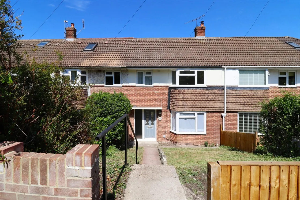 3 bed house for sale — NASHENDEN LANE, ROCHESTER, ME1
