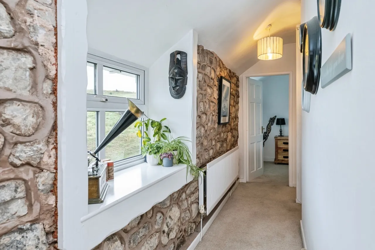Rhes-y-Cae, Holywell, CH8, photo 9