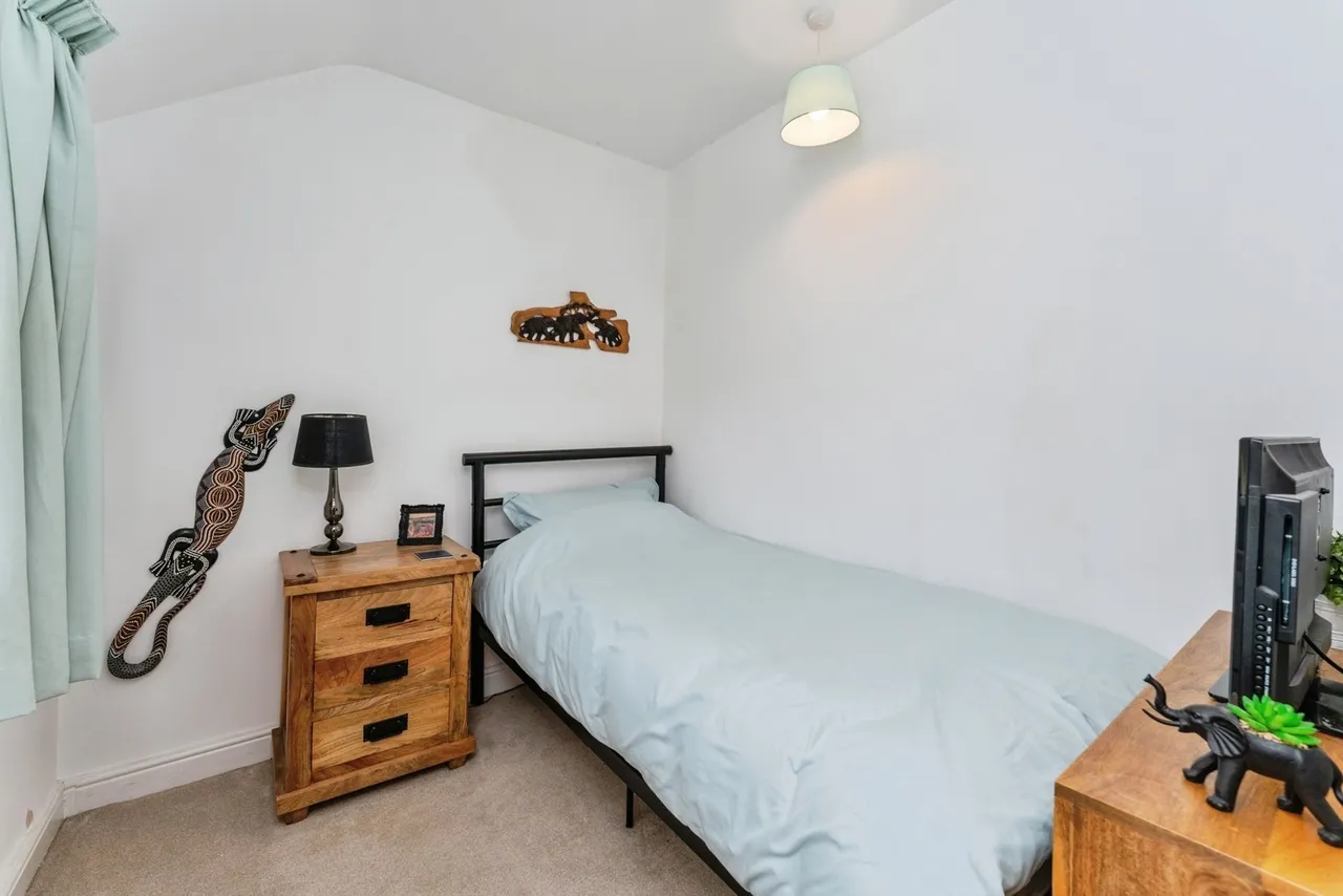Rhes-y-Cae, Holywell, CH8, photo 14