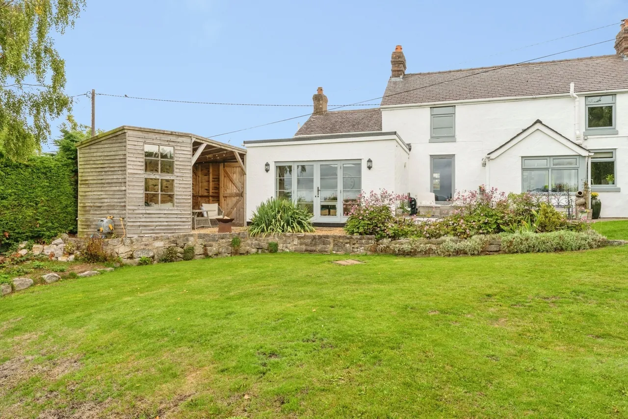 Rhes-y-Cae, Holywell, CH8, photo 27