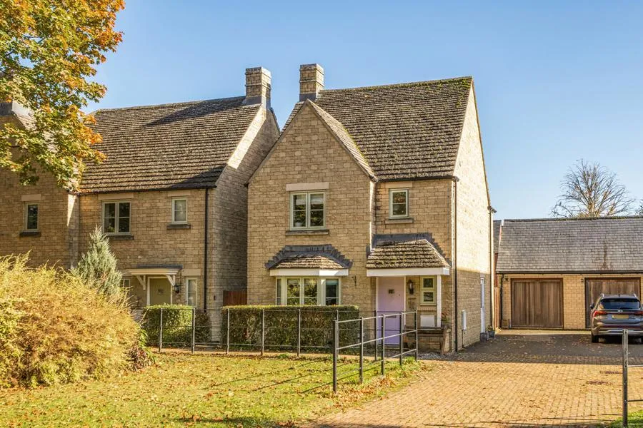 3 bed house for sale, Dowding Close, Upper Rissington, GL54