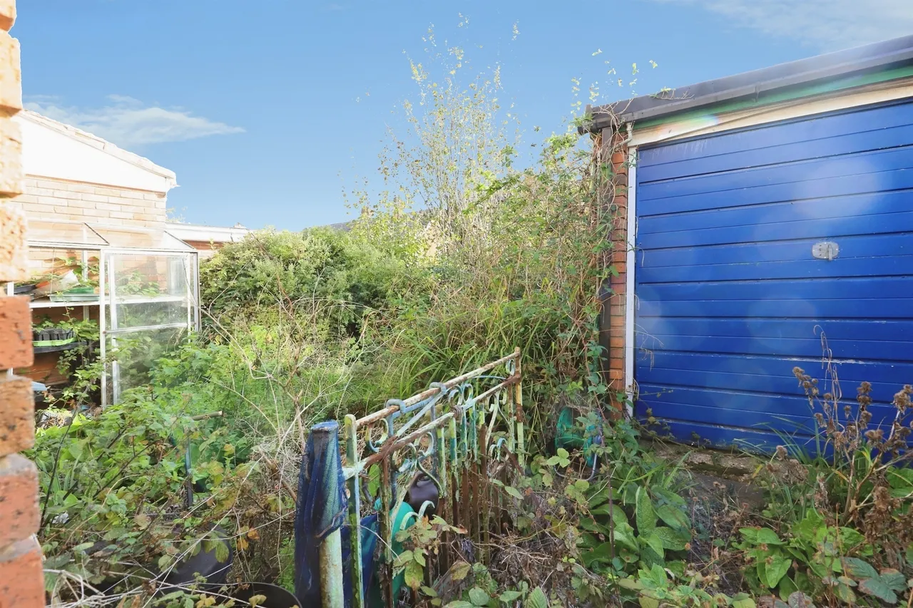Wardlow Close, Goldthorn Hill, WV4, photo 12