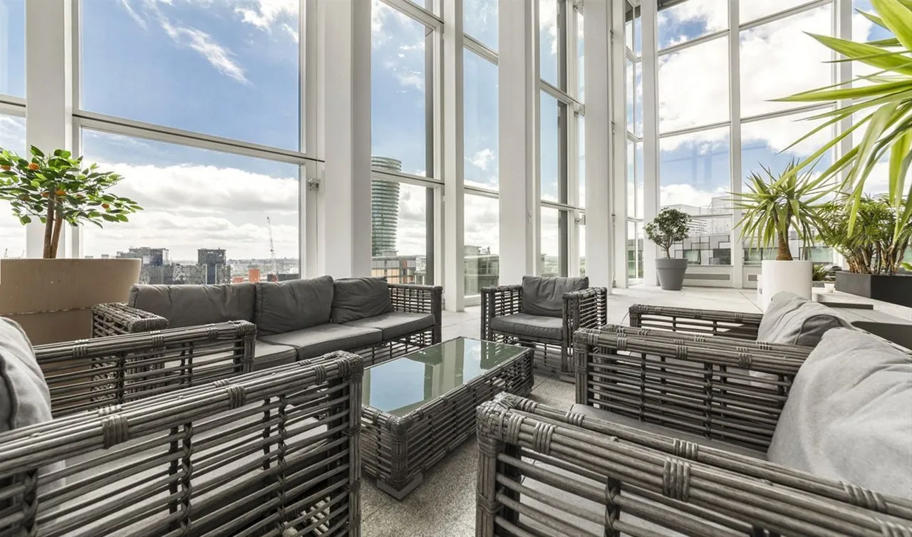 Duckman Tower, Canary Wharf, London, photo 6