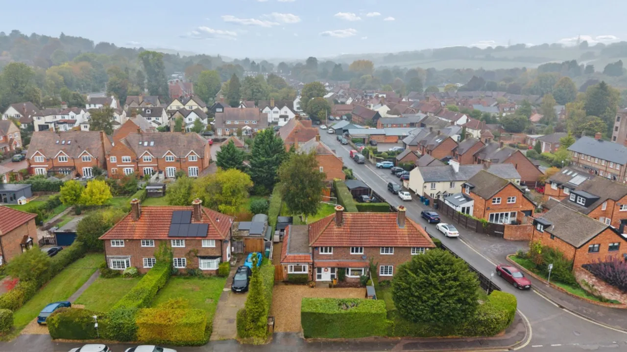 Whitefield Lane, Great Missenden, HP16, photo 10