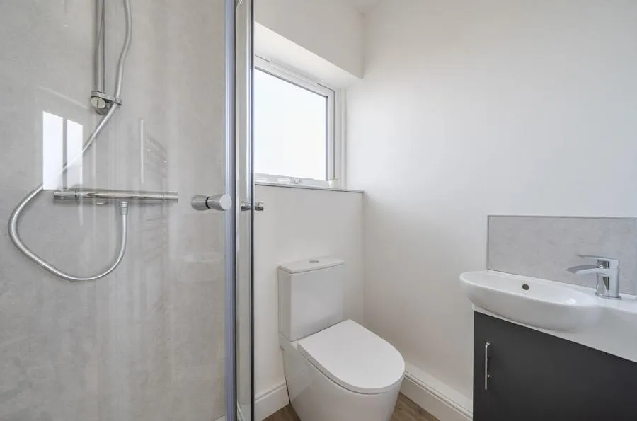 Harwich Road, Little Clacton, CO16, photo 13