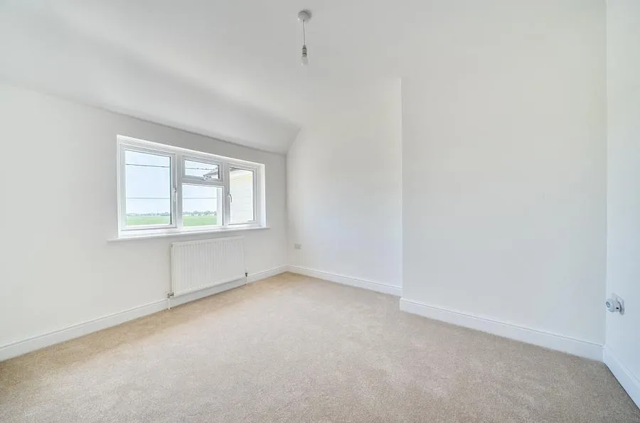 Harwich Road, Little Clacton, CO16, photo 18