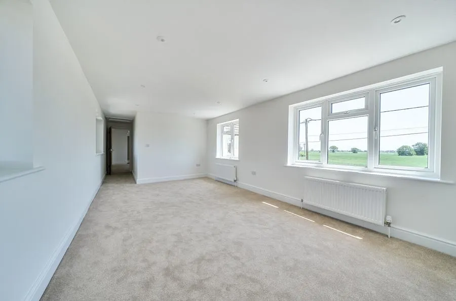 Harwich Road, Little Clacton, CO16, photo 21