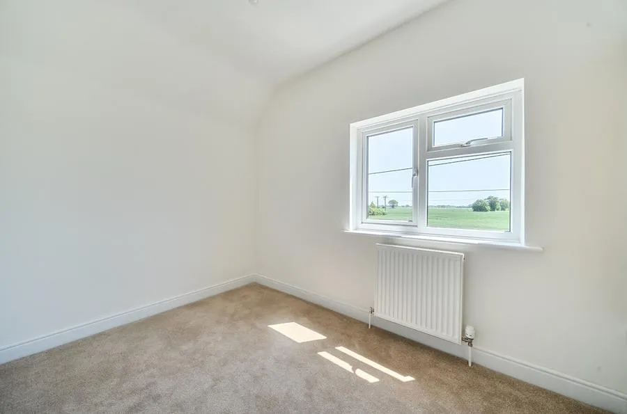 Harwich Road, Little Clacton, CO16, photo 15