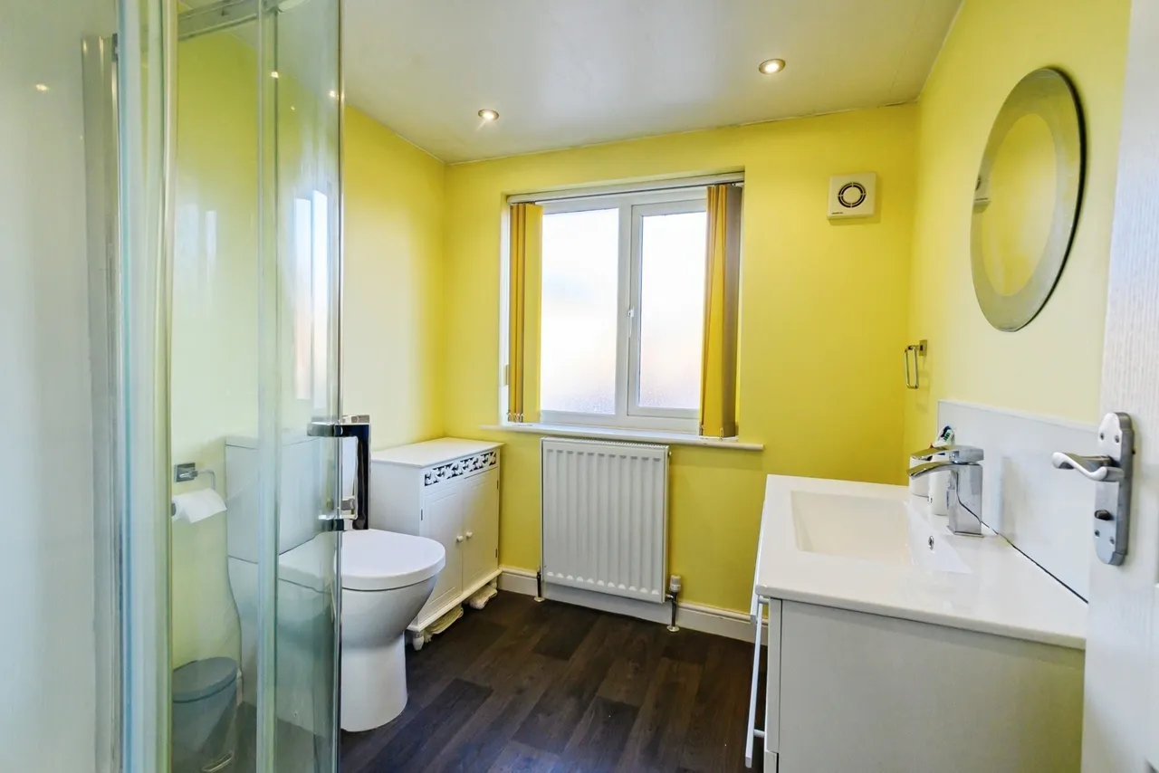 Maldon Crescent, Swinton, Manchester, Greater Manchester, M27, photo 14