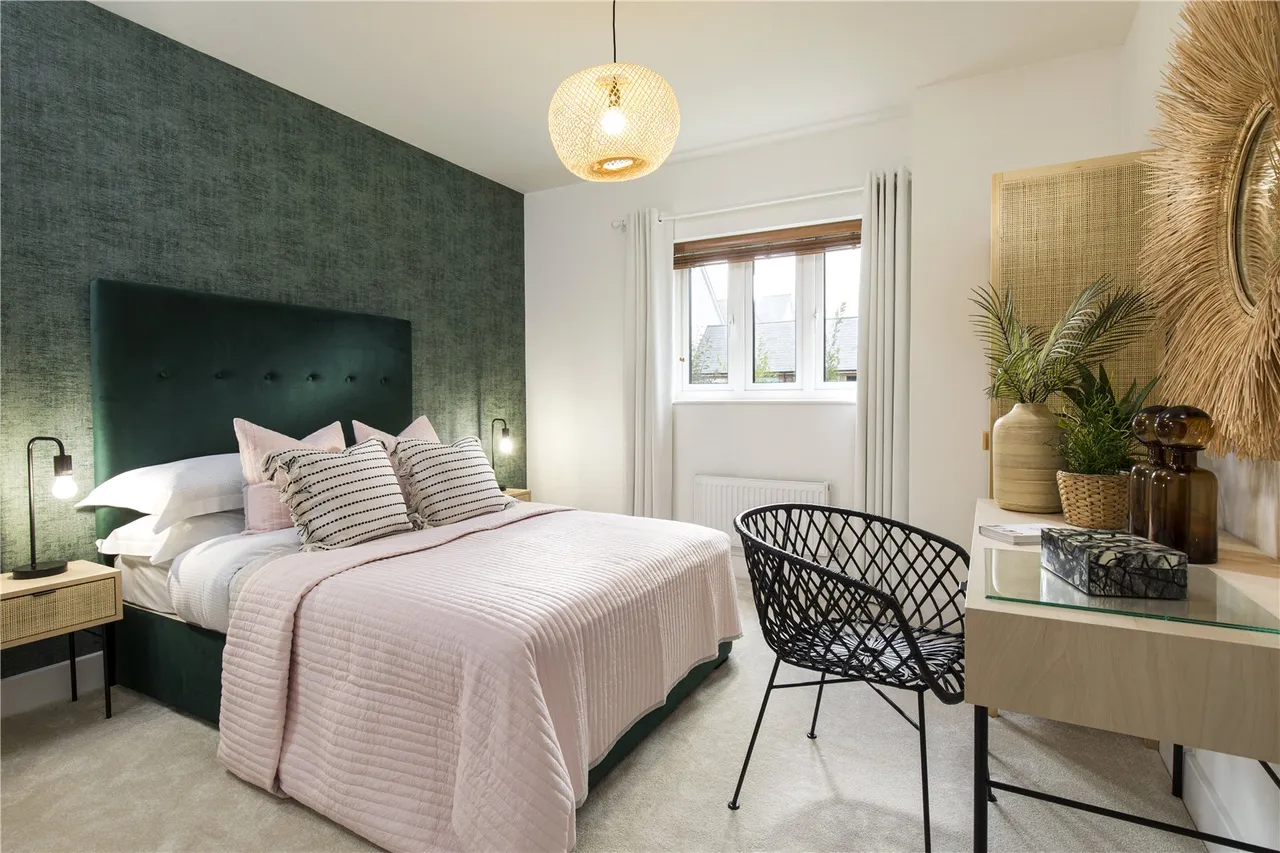 Bakeham Lane, Englefield Green, TW20, photo 6